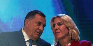 Rast rejtinga SNSD-a, pad podrške SDS-u