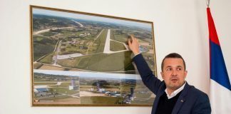 Račić: Pregovaramo o novim avio-linijama