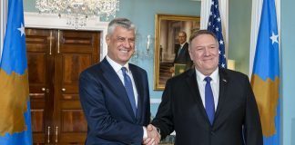 Pompeo pozvao Tačija da ukine takse na robu iz centralne Srbije