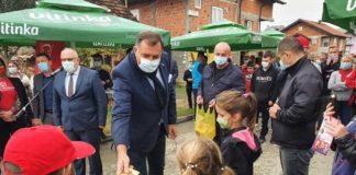 Dodik: Riješiti imovinsko-pravne odnose u izbjegličkom naselju Kruškovice