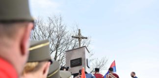 U Drakuliću služen pomen i položeni vijenci