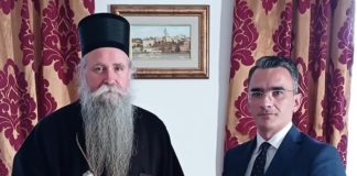 Episkopu Joanikiju priznanje za neumorni rad i borbu za odbranu svetinja