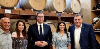 Dodik i Vučić posjetili vinariju „Aleksić“ u Vranju