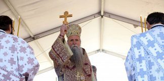 Mitropolit Joanikije u Jasenovcu: Biće sarađeno gumno, identično onom ispred Cetinjskog manastira