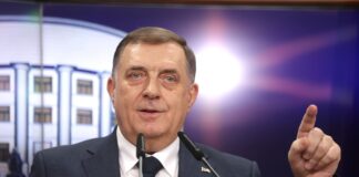 Dodik: Nenad Vuković je kuglica – da je bar Kinder jaje